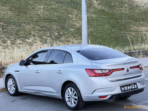 VENÜS OTO 2017 MODEL MEGANE TOUCH EDC+Ç.JANT+ANAHTARSIZ GİRİŞ