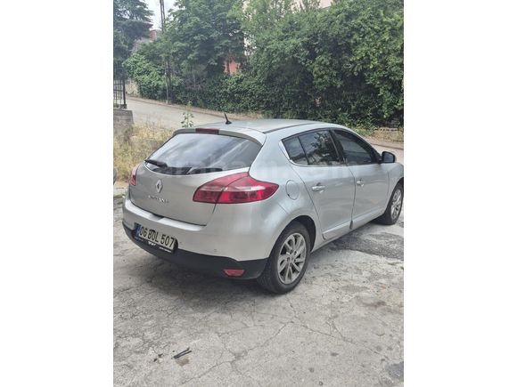 Sahibinden Renault Megane 1.6 Icon 2012 Model