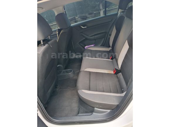 Sahibinden Skoda Rapid 1.4 TDI GreenTec Ambition 2016 Model
