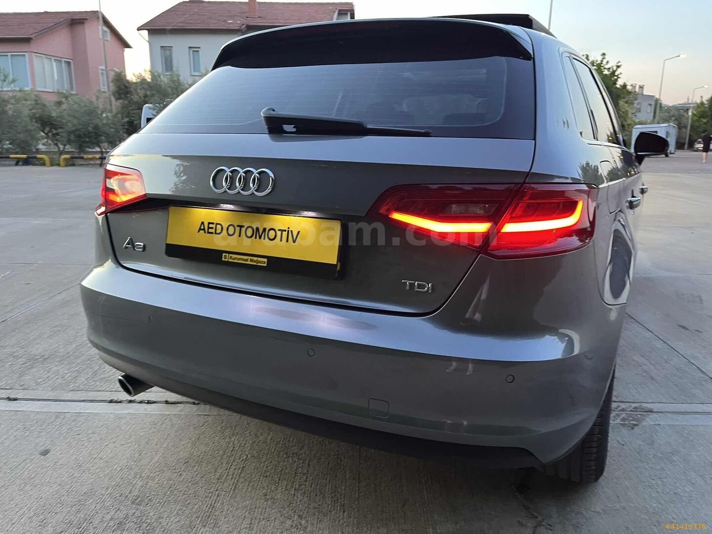 Galeriden Audi A3 Sportback 1.6 TDI Ambiente 2015 Model Manisa 110.000 km Gri 6
