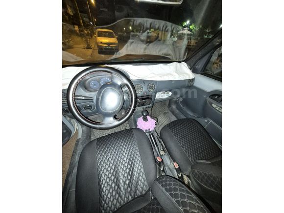 Sahibinden Renault kango  1.9 motor 2001 Model