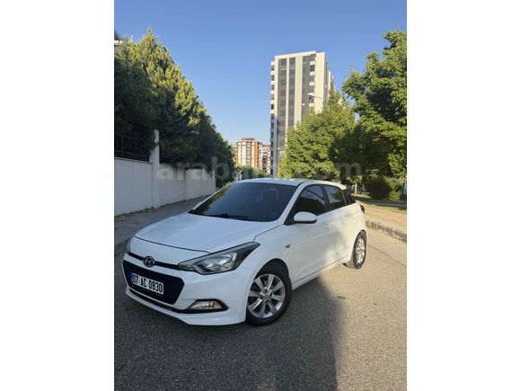 Sahibinden Hyundai i20 1.4 MPI Jump 2017 Model 