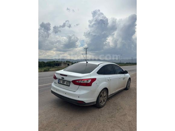 Sahibinden Ford Focus 1.6 Ti-VCT Trend X 2013 Model 