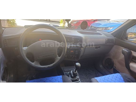 ALTINTOP GARAJDAN 1997 MODEL RENAULT 19