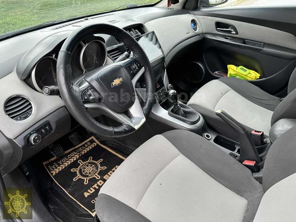HATASIZ SUNROOFLU GHEVROLET CRUZE 1.6 LS PLUS