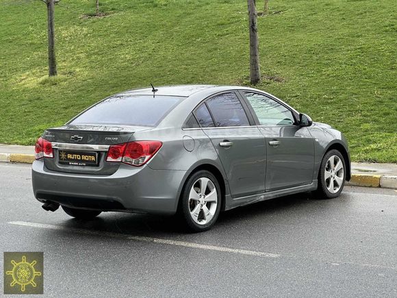 HATASIZ SUNROOFLU GHEVROLET CRUZE 1.6 LS PLUS