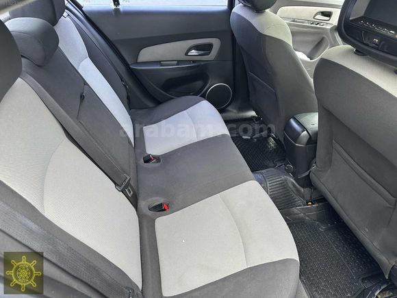HATASIZ SUNROOFLU GHEVROLET CRUZE 1.6 LS PLUS