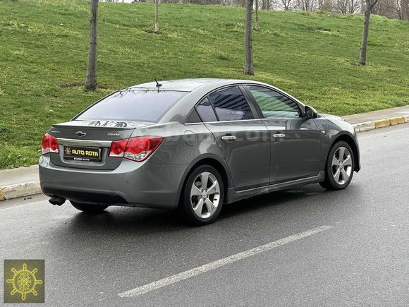 HATASIZ SUNROOFLU GHEVROLET CRUZE 1.6 LS PLUS