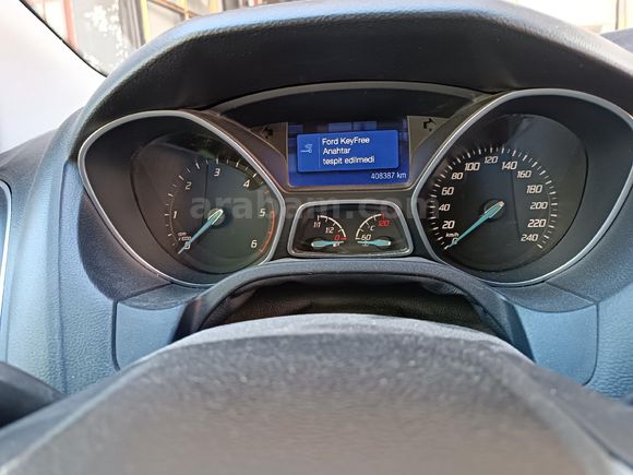 Ford Focus 3 115 hp1.6 TDCi Titanium  aile aracı