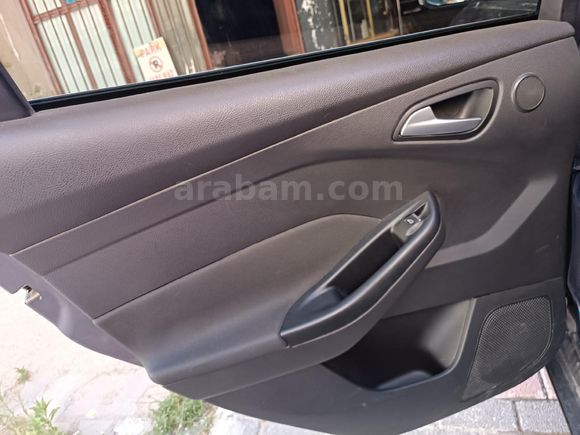 Ford Focus 3 115 hp1.6 TDCi Titanium  aile aracı