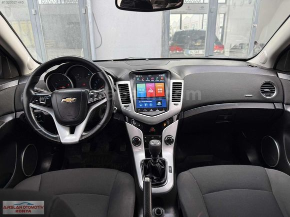 ARS OTOMOTİV DEN 2012 TRAFİK ÇIKIŞLI CHEVROLET CRUZE LS PLUS