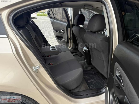 ARS OTOMOTİV DEN 2012 TRAFİK ÇIKIŞLI CHEVROLET CRUZE LS PLUS