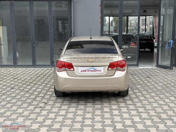 ARS OTOMOTİV DEN 2012 TRAFİK ÇIKIŞLI CHEVROLET CRUZE LS PLUS