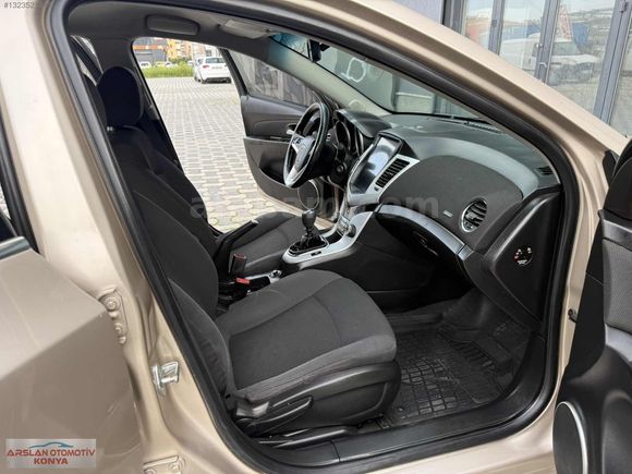 ARS OTOMOTİV DEN 2012 TRAFİK ÇIKIŞLI CHEVROLET CRUZE LS PLUS