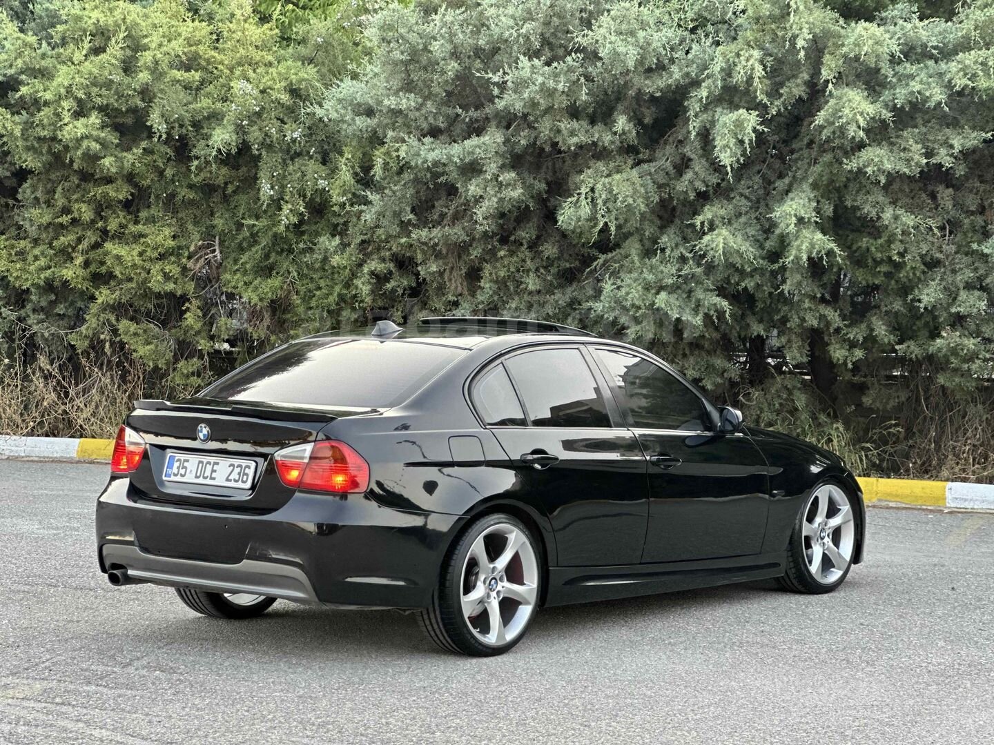 Galeriden BMW 3 Serisi 320i Premium 2008 Model İzmir 250.000 km Siyah 6