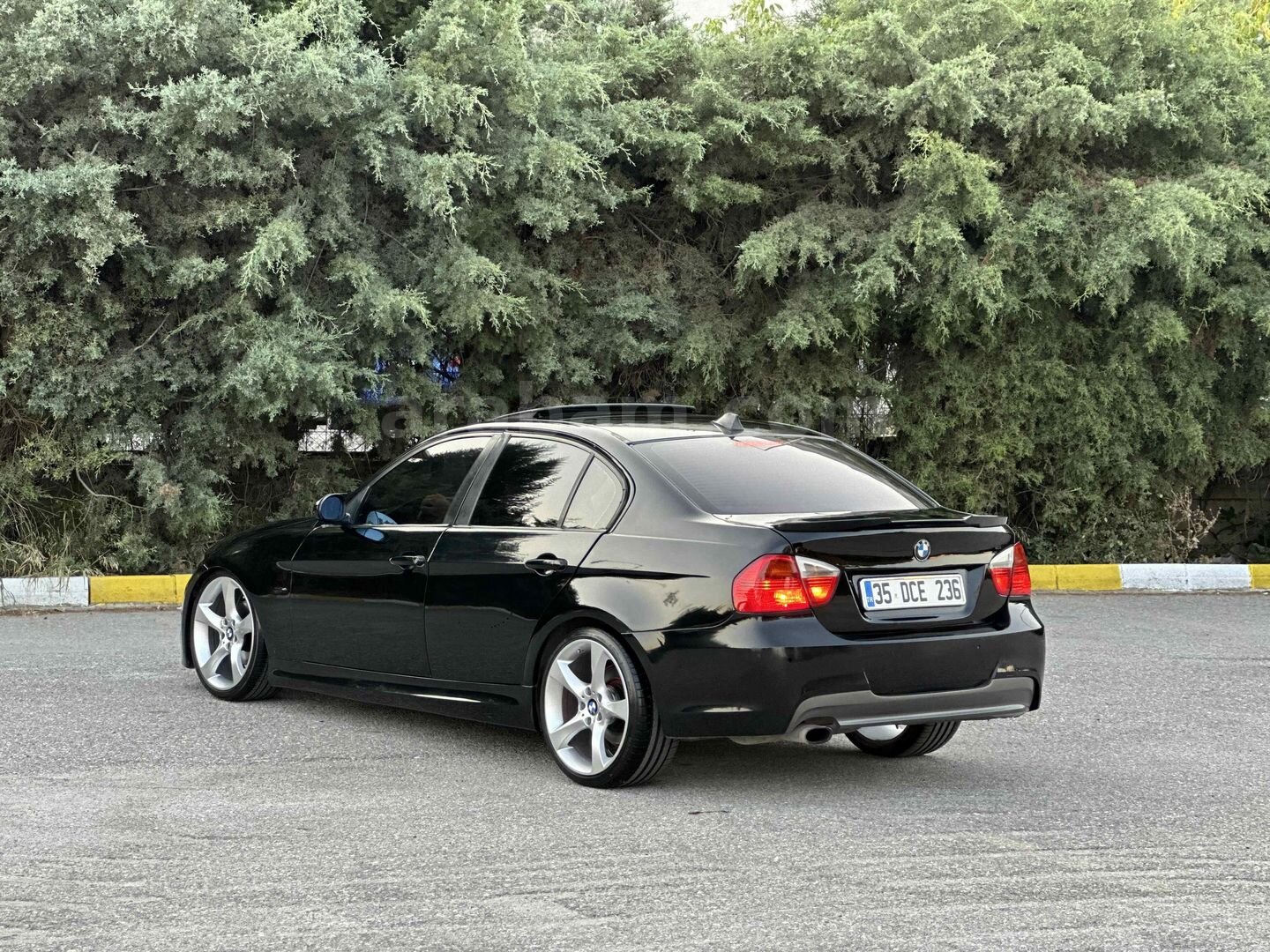 Galeriden BMW 3 Serisi 320i Premium 2008 Model İzmir 250.000 km Siyah 7