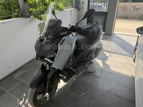 Sahibinden Yamaha X-Max 250 Tech Max  550 km