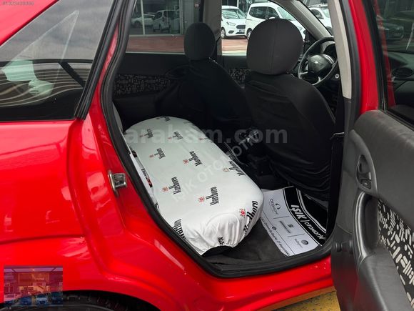 IŞIK'DAN 2001 MODEL FORD FOCUS 1.6 BENZİN+LPG YARI GÜVENLİK !!!