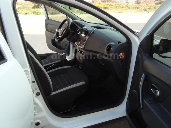 Sahibinden Dacia Sandero 0.9 TCe Stepway 2019 Model Denizli