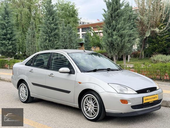 EMSALSİZ_2000_FOCUS_1.6_GHİA_JANT_TAVAN_BAGAJ_BOYASIZ_GÜMÜŞŞ