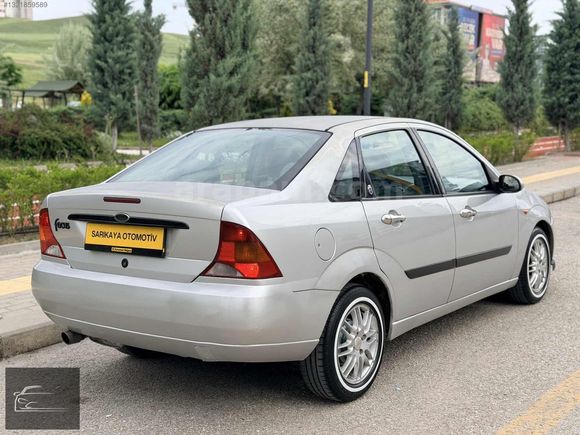 EMSALSİZ_2000_FOCUS_1.6_GHİA_JANT_TAVAN_BAGAJ_BOYASIZ_GÜMÜŞŞ