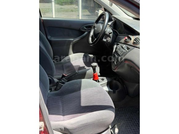2000 MODEL FORD FOCUS