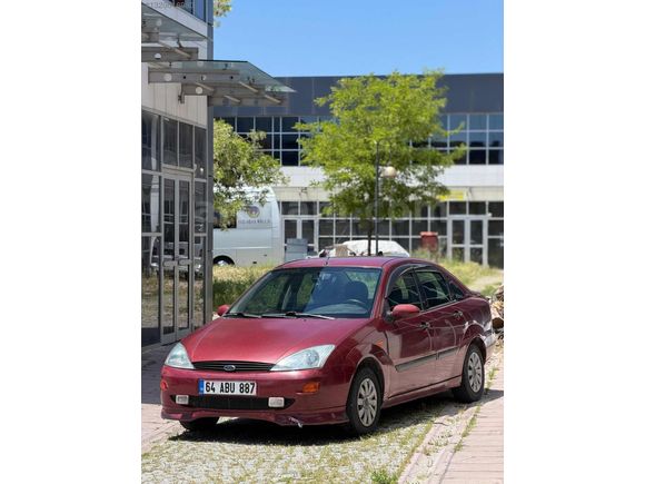 2000 MODEL FORD FOCUS
