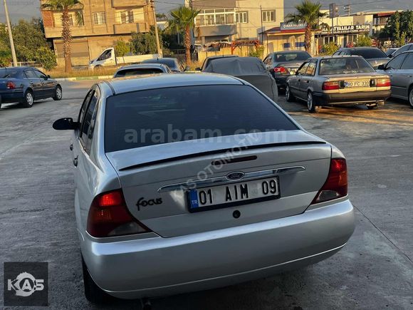 Ford focus 1.6 Ambiente 2000 model