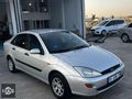 Ford focus 1.6 Ambiente 2000 model
