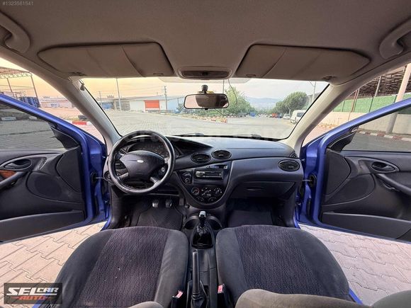 SELCAR'dan FORD FOCUS 1.6 AMBİENTE KLİMALI BENZİN +LPG'Lİ