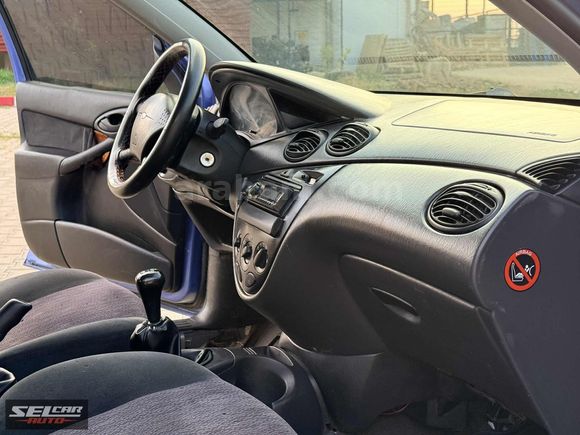 SELCAR'dan FORD FOCUS 1.6 AMBİENTE KLİMALI BENZİN +LPG'Lİ