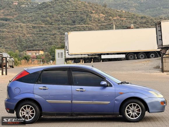 SELCAR'dan FORD FOCUS 1.6 AMBİENTE KLİMALI BENZİN +LPG'Lİ