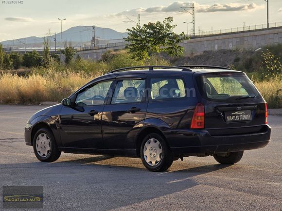 FORD FOCUS 1.6 AMBİENTE
