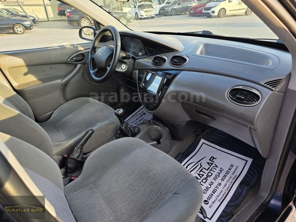 FORD FOCUS 1.6 AMBİENTE