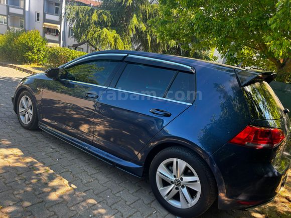 GOLF 7 1.6 TDI TRAMERSİZ KAZASİZ TEK DEGİSEN KAPUT TAKAS USTUNE ALACAGİM ARACLAR DÜŞÜNÜLÜR
