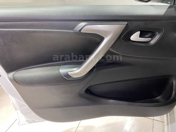 otomobil Citroen C-Elysée C-Elysee 1.5 BlueHDI Feel