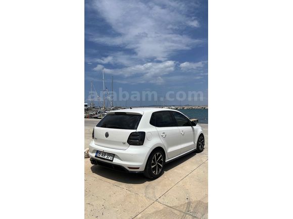 SAHİBİNDEN BOYASIZ DEĞİŞENSİZ DÜŞÜK KMLİ YAPILI POLO 6R
