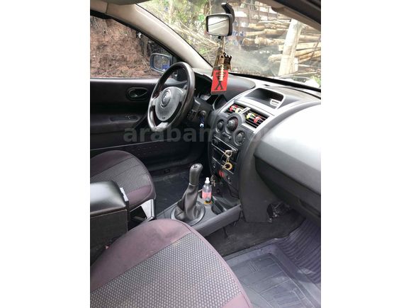 Sahibinden Renault Megane 1.6 Authentique 2005 Model 