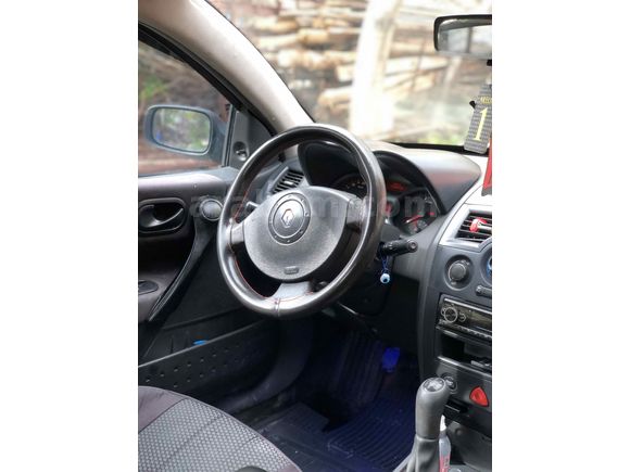 Sahibinden Renault Megane 1.6 Authentique 2005 Model 