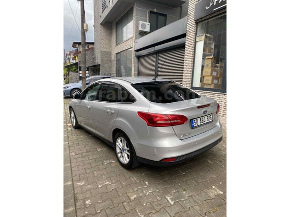 Sahibinden Ford Focus 1.6 Ti-VCT Trend X 2015 Model 