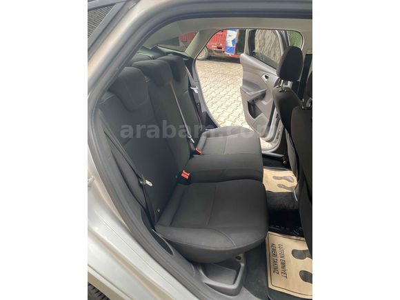 Sahibinden Ford Focus 1.6 Ti-VCT Trend X 2015 Model 