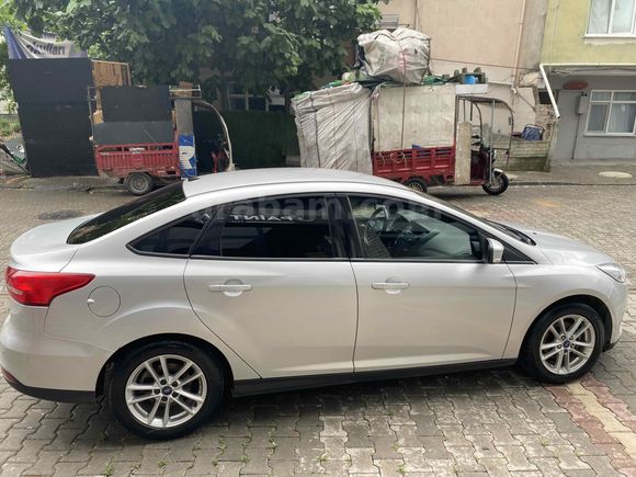 Sahibinden Ford Focus 1.6 Ti-VCT Trend X 2015 Model 