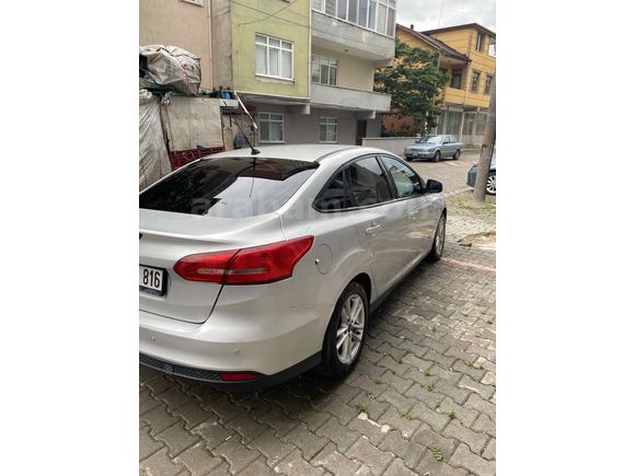Sahibinden Ford Focus 1.6 Ti-VCT Trend X 2015 Model 