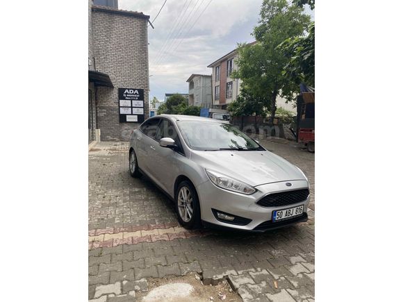Sahibinden Ford Focus 1.6 Ti-VCT Trend X 2015 Model 