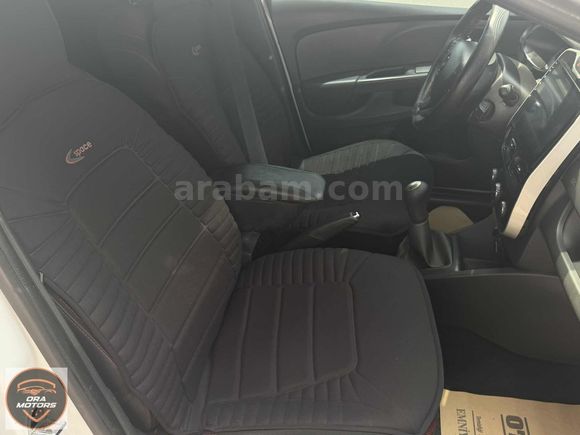 İLK ELDEN TERTEMİZ- YAKIT CİMRİSİ-CLİO 1.5 dCI JOY PAKET