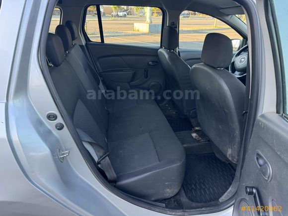 TUNA'DAN/2015 ÇIKIŞLI/DACİA LOGAN MCV 1.5DCİ/OTOMOBİL RUHSATLI