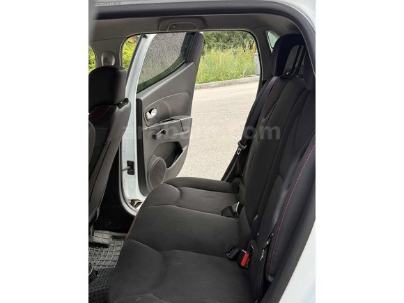 2015 MODEL 2016 ÇKŞ EMSALSİZ CLİO JOY