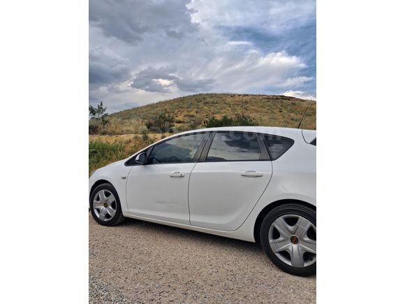 Sahibinden Opel Astra 1.6 Edition 2015 Model