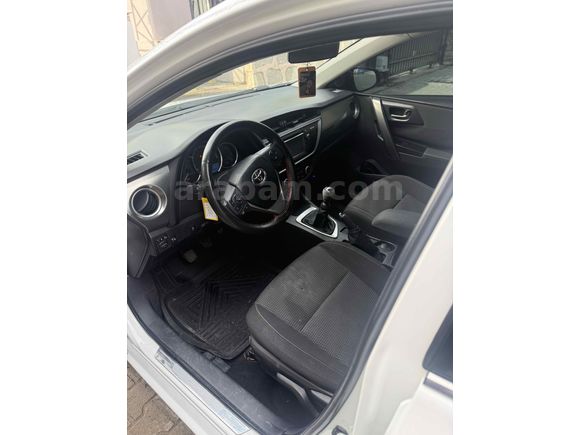Sahibinden Toyota Auris 1.4 D-4D Active 2013 Model 