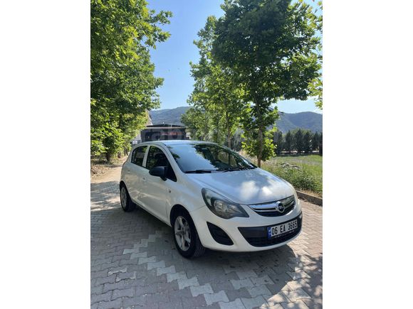 Sahibinden Opel Corsa 1.3 CDTI Essentia 2012 Model  270.000 km Beyaz